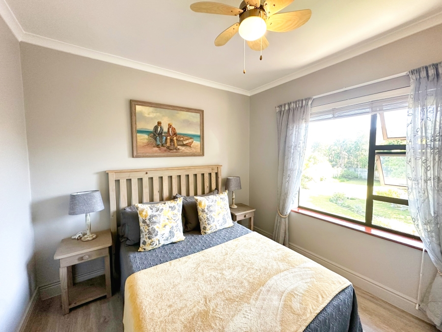 5 Bedroom Property for Sale in The Island Western Cape